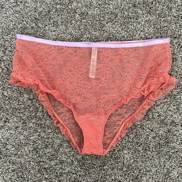 NWT Victoria’s Secret Angel Lace Ruffle High Waist Cheeky Underwear Size Large - Picture 1 of 6